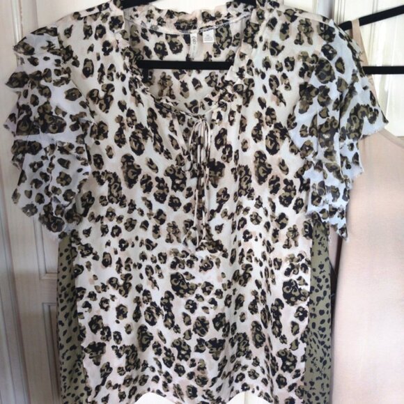 Matilda Jane Wide Leg Crop Pants, Leopard Top w/Cami, Sweater, 4 Piece, Sz XL-2X - Picture 7 of 16